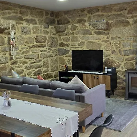 Vilar Rural - Casa Dos Avos Apartment *